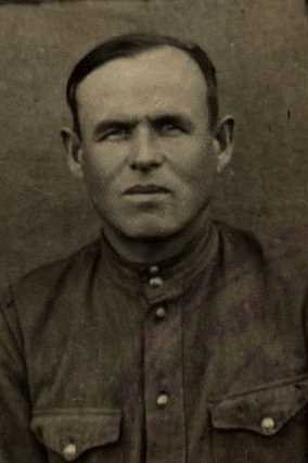 Комиссаров Сергей Иванович.