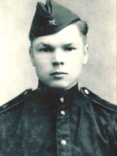 Чекизов Анатолий Иванович.